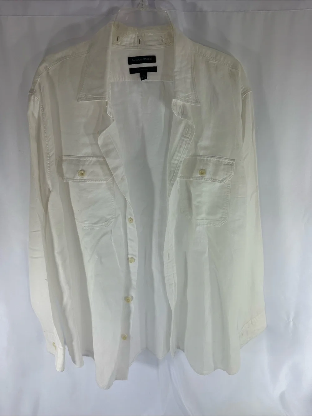 Banana Republic Men’s White Button-Up Shirt XL